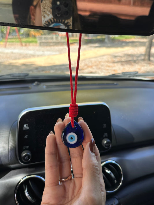 Amuleto para el auto