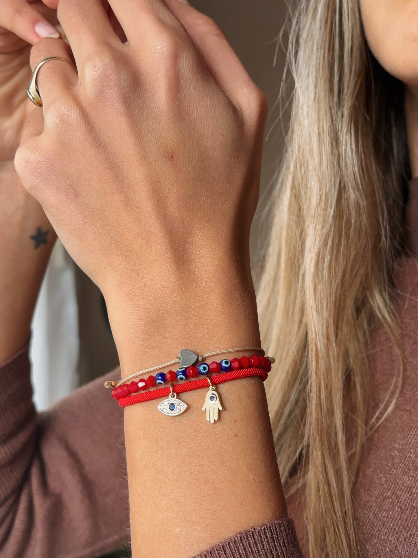 Amuleto Escudo Divino