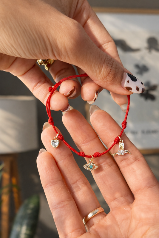 Amuleto Corazón, Ojito Turco y Colibrí