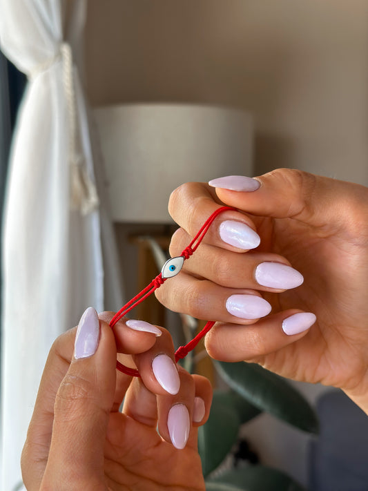 Amuleto ojito blanco