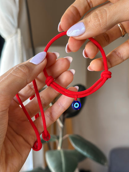 AMULETO “HILO ROJO DE PROTECCIÓN”