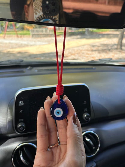 Amuleto para el auto