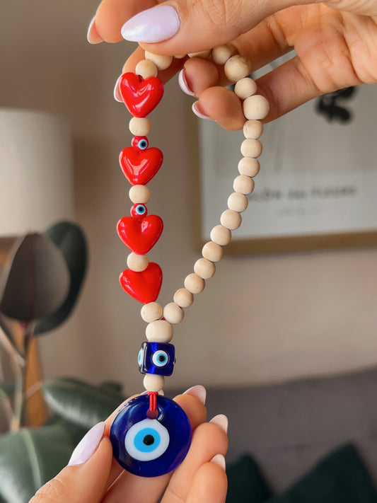 Amuleto colgante auto corazón